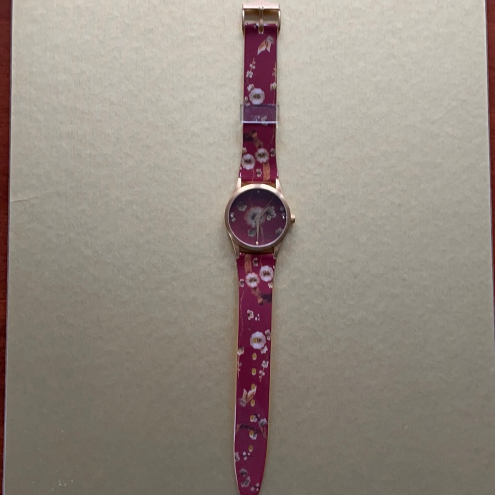 Metropolitan Museum of Art butterfly floral watch - Picture 2 of 5